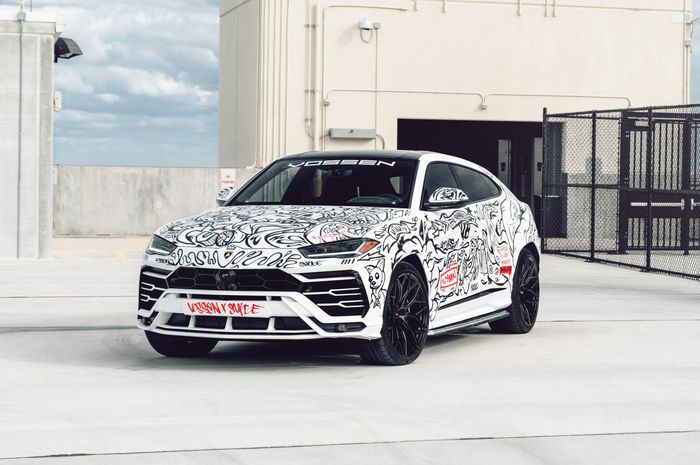 Modifikasi Lamborghini Urus dicorat-coret bak kanvas berjalan