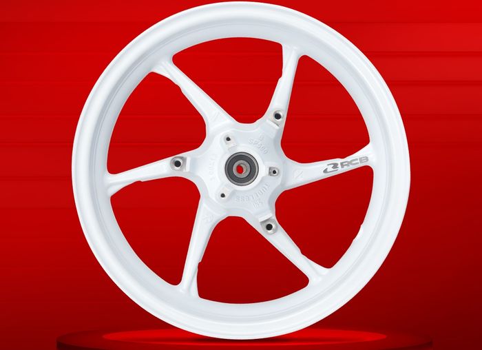 Pelek RCB SP500 selain untuk Yamaha MX King, juga ada untuk pengguna Yamaha NMAX