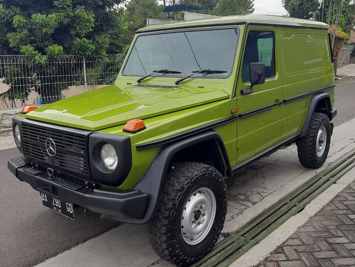 Mercedes-Benz G-Class 290GD yang dilelang KPKNL Purwokerto 
