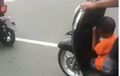 Ngeri, Anak Kecil Ngantuk Terjatuh Dari Motor, Kebayang Kalau Ngebut