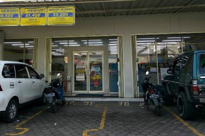 Tentang peristiwa penusukan oleh juru parkir di minimarket karena tidak bayar parkir, begini komentar komunitas