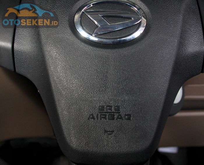 Great Xenia dilengkapi Dual SRS Airbag