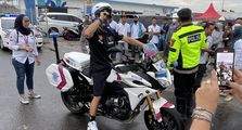 Terjebak Macet di Sirkuit Mandalika, Franco Morbidelli Nekat Bajak Motor Polisi