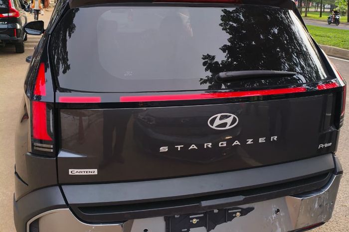 Hyundai Stargazer Cartenz milik Sarah Azzahra alami kecelakaan setelah mobilnya tiba-tiba mengerem sendiri