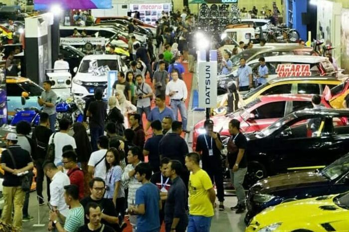 Pameran mobil modifikasi 