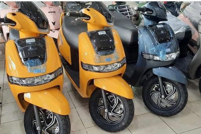 Nasi TVS iQube S yang dijual Rp 52,9 juta