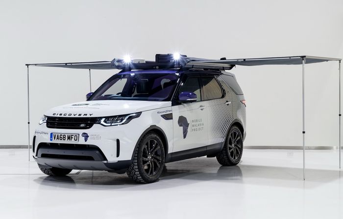 Modifikasi Land Rover Discovery untuk misi kemanusiaan