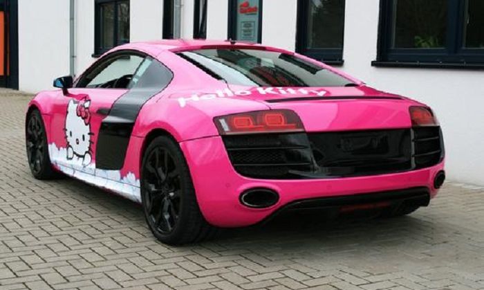 Buritan Audi R8 V10 Hello Kitty by Cam-Shaft