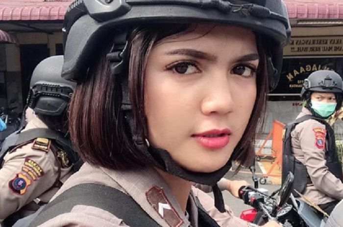 Vani Simbolon, polwan cantik yang bertugas di Polres Pematangsiantar.