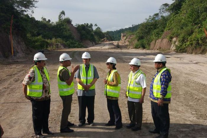 Pembangunan tol Padang-Pekanbaru Seksi I (Padang-Sicincin) diresmikan oleh Presiden Joko Widodo, Jumat (9/2/2018) sore.