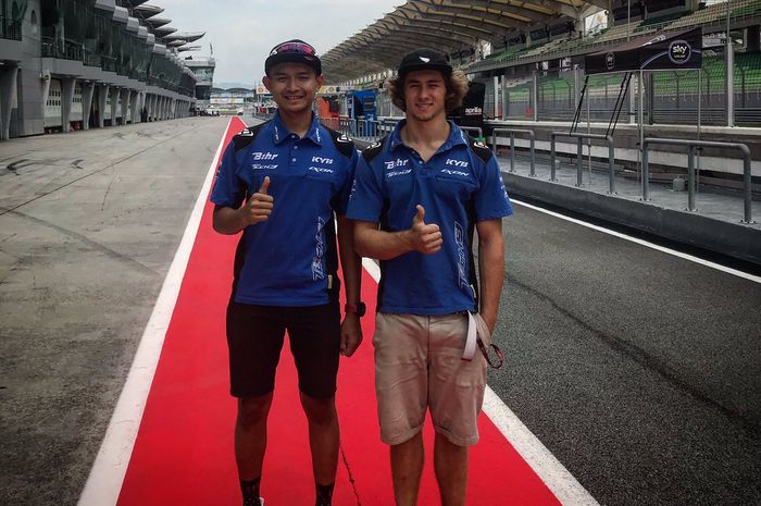 Dimas Ekky Pratama (kiri) dan Remy Gardner tampil di Moto2 Malaysia bersama tim Tech 3 Racing
