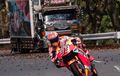 Bikin Ulah Lagi, Kali Ini Marc Marquez Pakai Motor MotoGP di Pegunungan