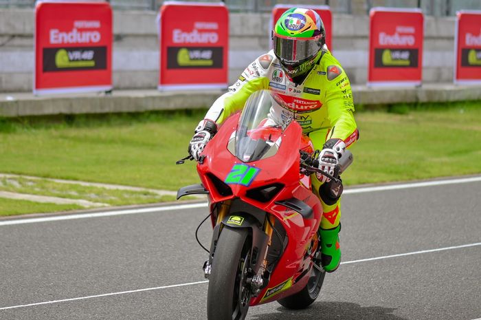 Aksi para pembalap VR46 Riders Academy di Sirkuit Mandalika