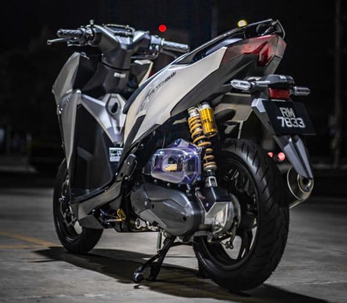 Shock belakang pakai Ohlins