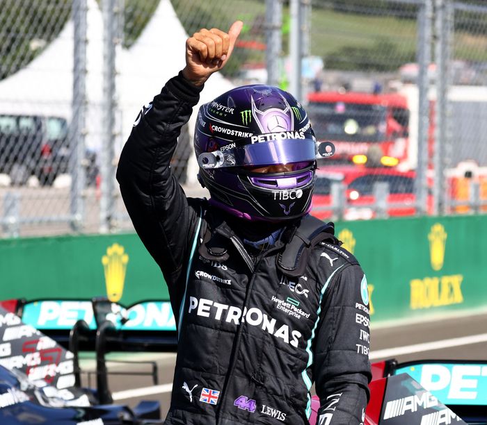 Lewis Hamilton meraih pole position kedelapan kalinya di Hungaroring