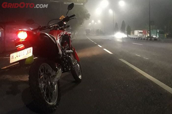 Lukisan Motor Klx