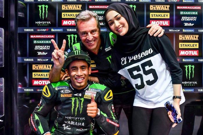 Hafizh Syahrin setia didampingi sang istri, Suzana Manaf ditemani Herver Poncharal, pemilik team
