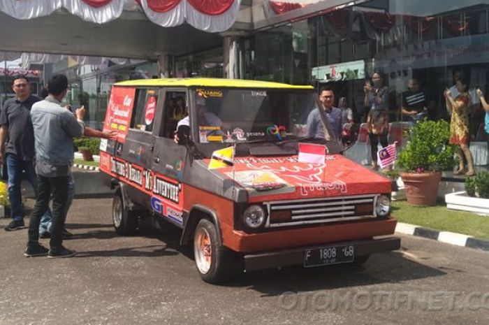 Toyota Kijang Doyok 1982