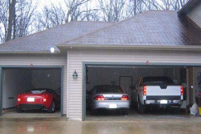 Ilustrasi parkir di garasi mobil
