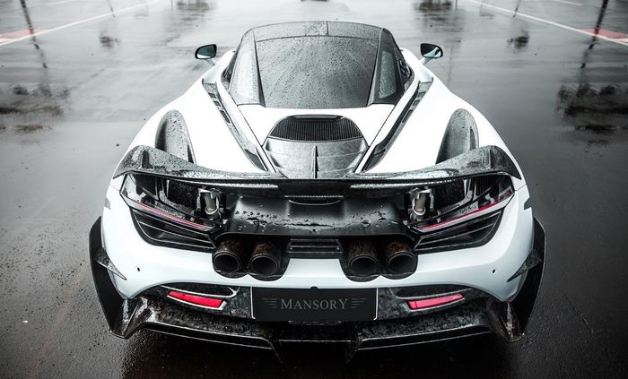 Mesin McLaren 720S juga sudah disuntik vitamin oleh Mansory