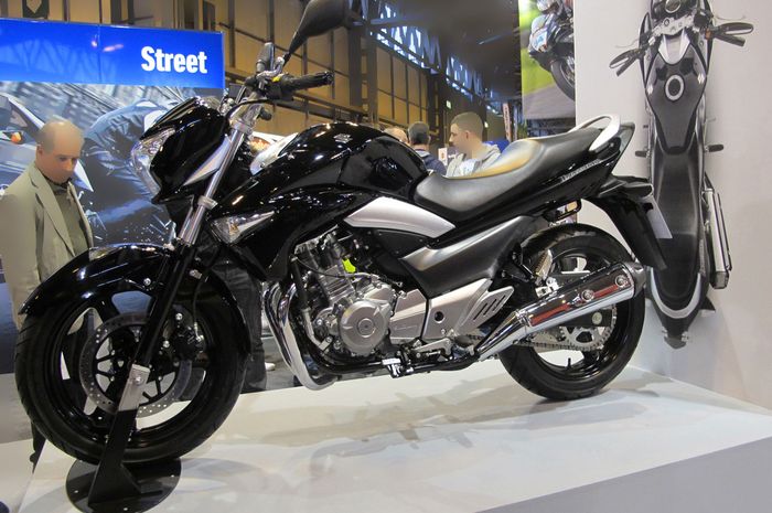 Suzuki Inazuma yang rilis pada 2012