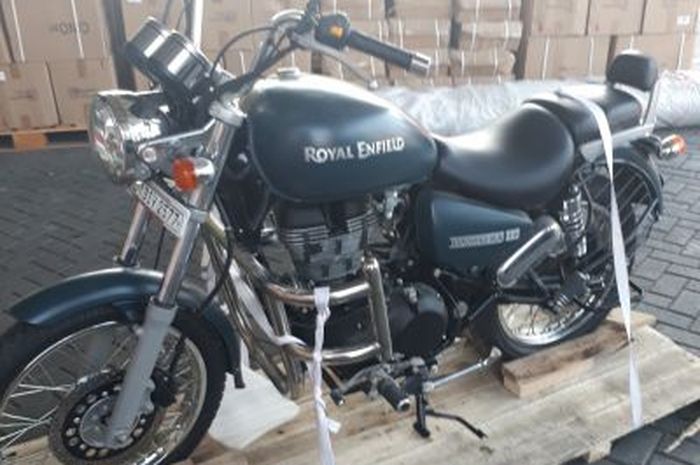 Royal Enfield Thunderbird 350 yang dilelang KPKNL Jakarta.