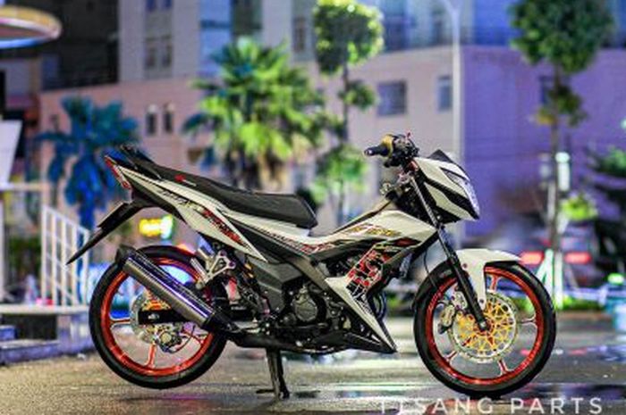 Modifikasi Honda Sonic 150R