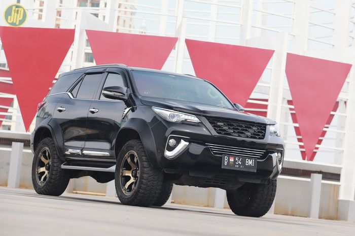 Modifikasi Toyota Fortuner City Slicker