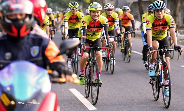 MARS saat menjadi marshall pada acara Tour de Borobudur 2016