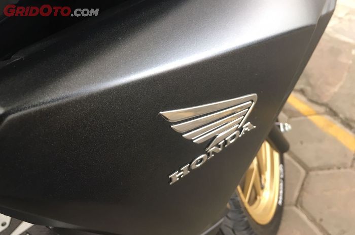 Contoh bodi motor bekas dengan cat jenis doff