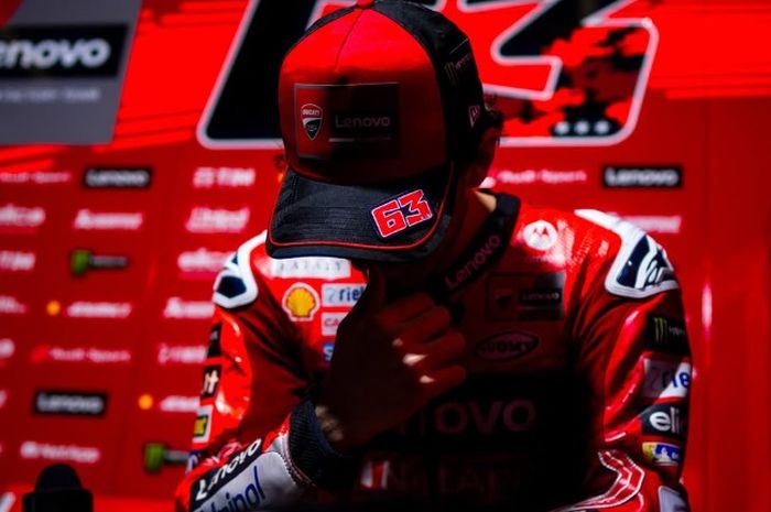 Peco Bagnaia isyaratkan menyerah dengan Marc Marquez