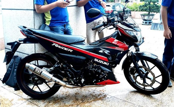 Sosok Raider R150 (di Indonesia Satria F150 Fi) edisi spesial