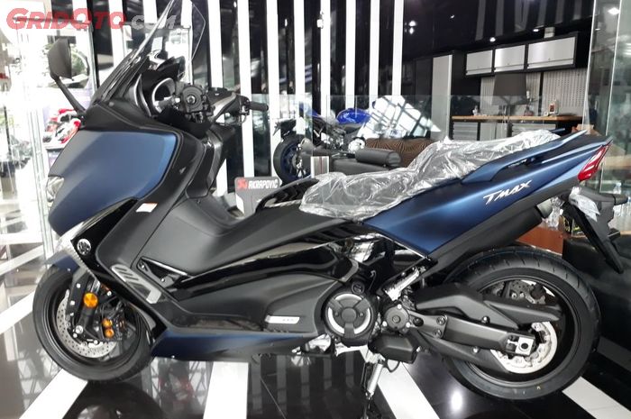 Yamaha TMAX DX