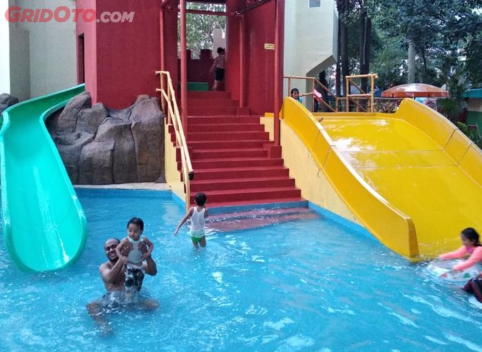 Wahana permainan air di Matador Waterpark Cikarang ramah anak