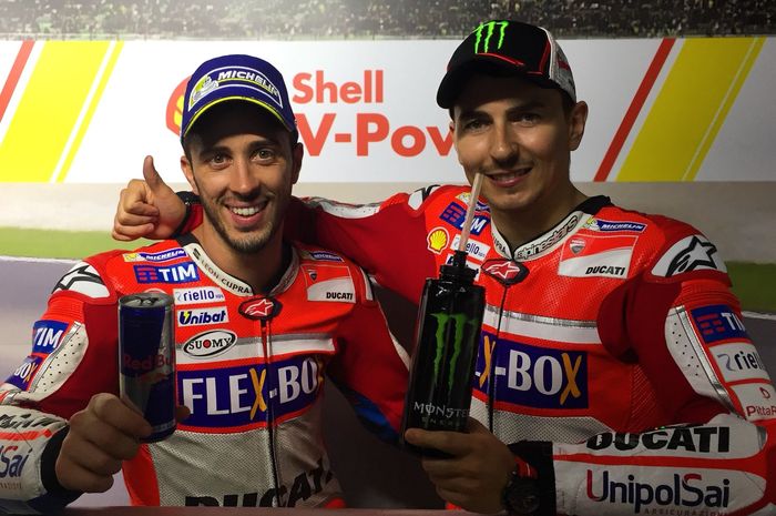 Andrea Dovizioso dan Jorge Lorenzo gondol finish 1-2 untuk Ducati di MotoGP Malaysia (29/10/2017)