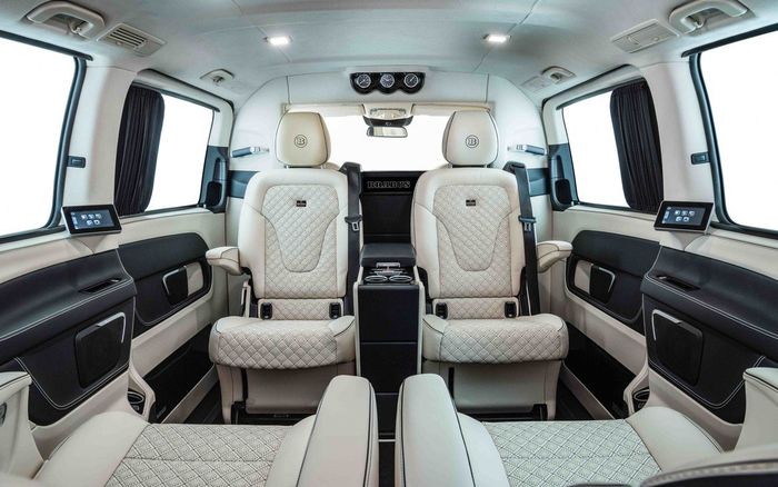 Jok captain seat dengan pengaturan elektrik