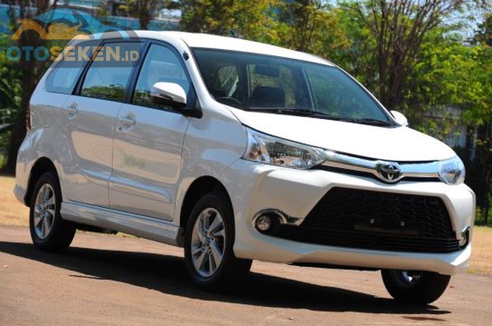 Pajak tahunan Toyota Veloz 1.5 tahun 2015 seken.