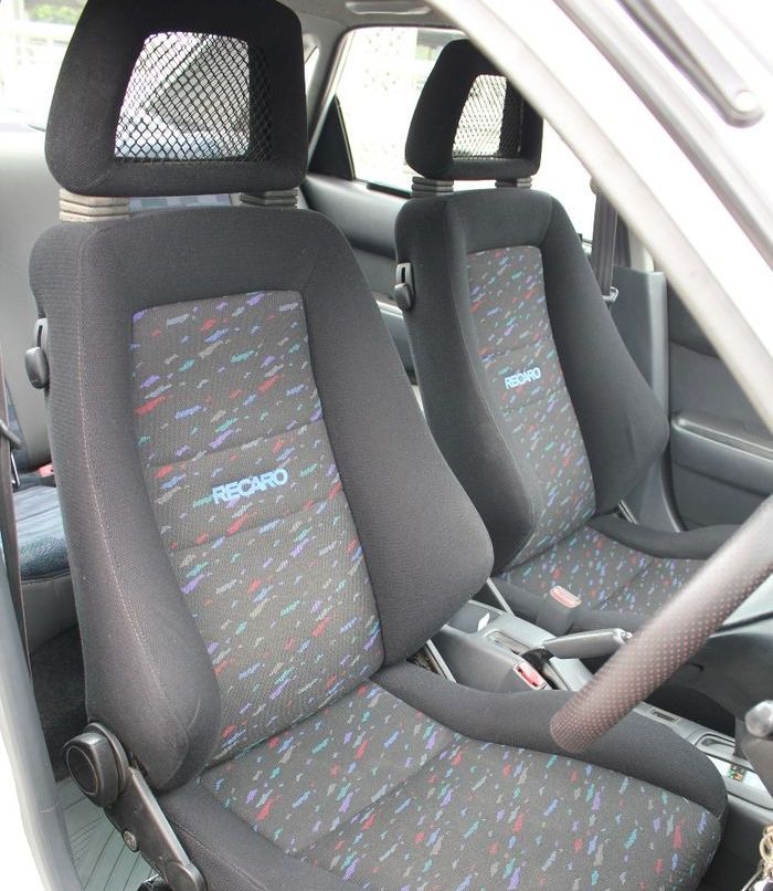 Jok Recaro jadi menu wajib untuk modif mobil '90-an