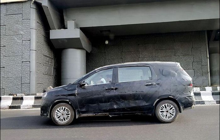 Suzuki All New Ertiga diuji di jalanan di India