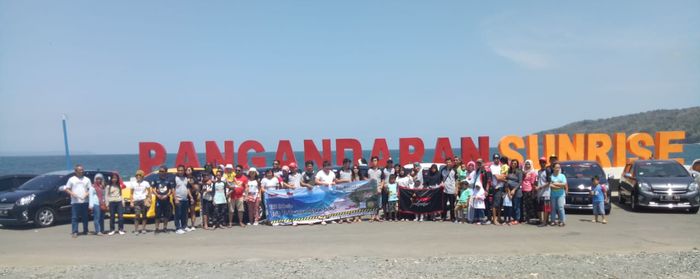 TAC Jakarta turing ke Pantai Pangandaran