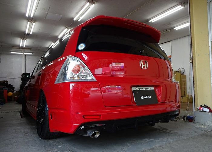 Modifikasi Honda Odyssey RB1 memasok body kit sporty lansiran Noblesse