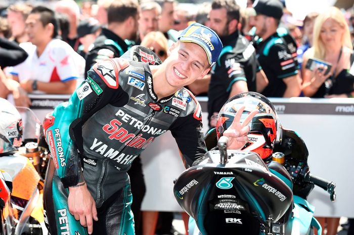 Fabio Quartararo meraih podium pertamanya di MotoGP setelah finish kedua di MotoGP Catalunya