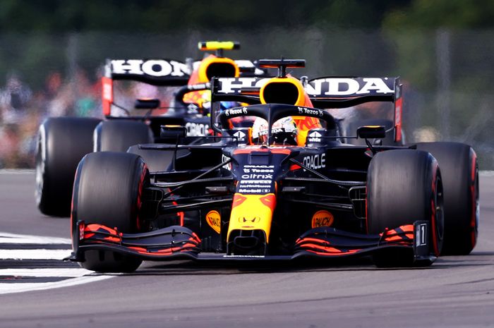 Max Verstappen bingung mobilnya mengalami understeer pada sesi kualifikasi F1 Inggris 2021 hari Jumat