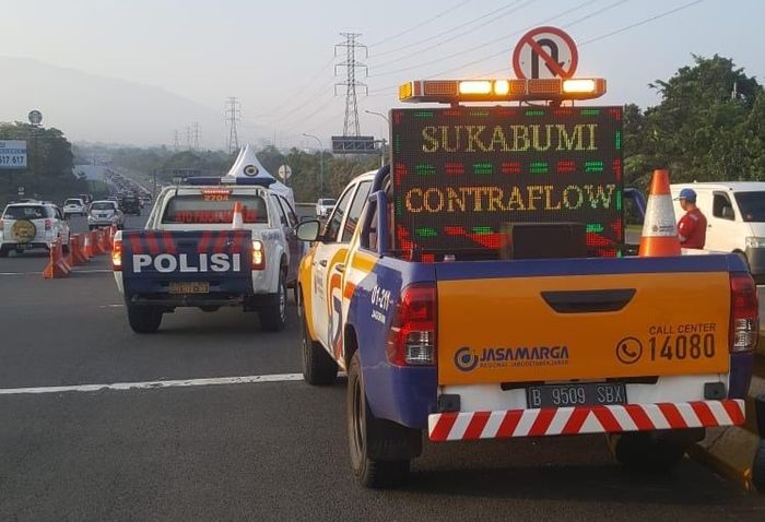 Jasa marga berlaku contraflow