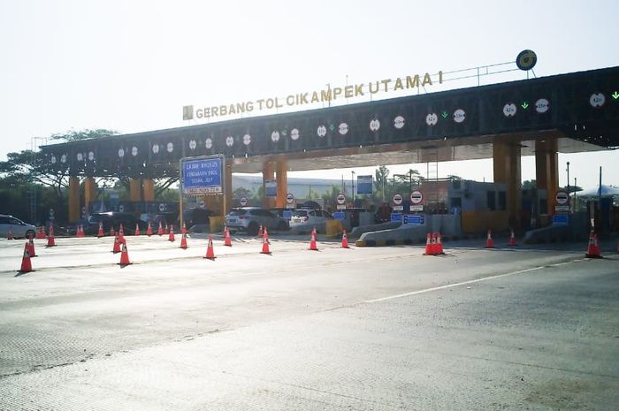 Kondisi Terkini Tol Jakarta-Cikampek Tampak Lenggang