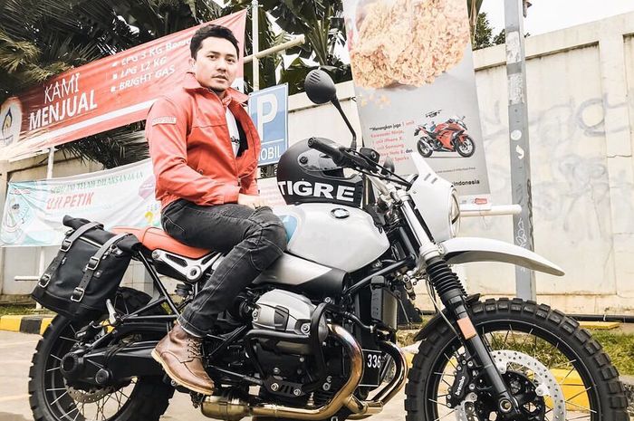 Ananda Omesh dan BMW R Nine T Urban