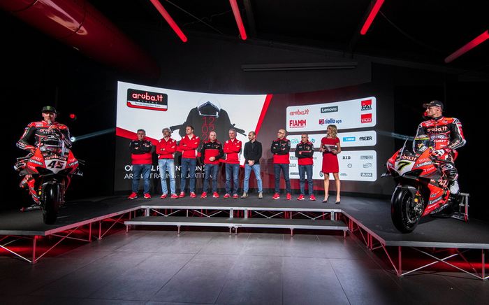 Suasana peluncuran tim Aruba.it Racing &ndash; Ducati untuk WorldSBK 2020 di Italia