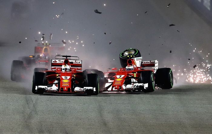 Di paruh musim kedua tahun 2017, pembalap Ferrari sering menghadapi masalah