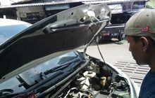 Buka Kap Mesin Mobil Setelah Perjalanan Jauh Ada Fungsinya? Ternyata Gini Faktanya