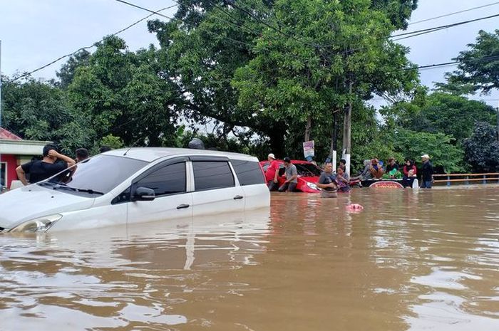 Komponen mobil rentan rusak akibat banjir